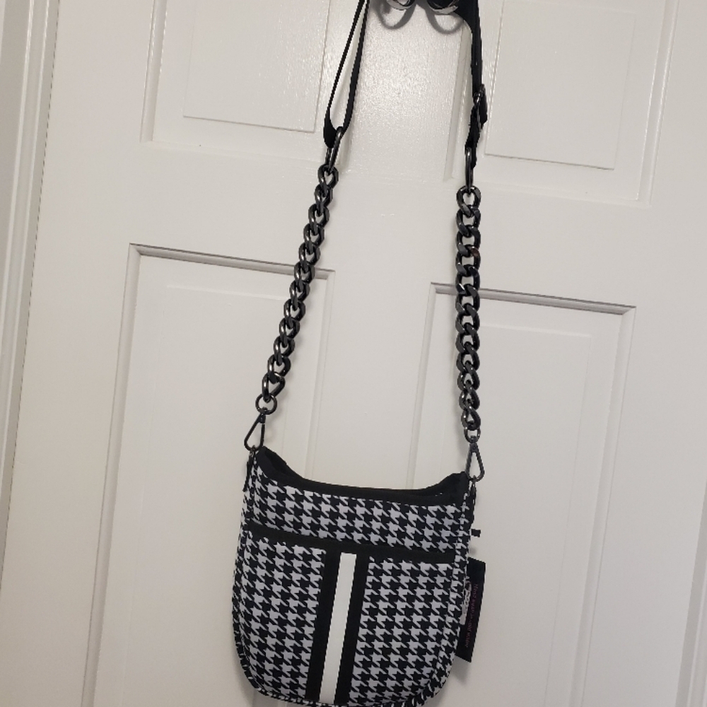 NWT HAUTE SHORE Houndstooth JERI Crossbody Bag with 2 STRAPS - Picture 8 of 16